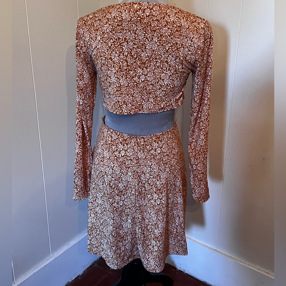 NWOT Lush Burnt Orange Floral Dress, Large - Picture 5 of 6